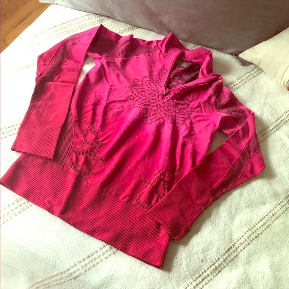 Athleta Long Sleeve Running Top